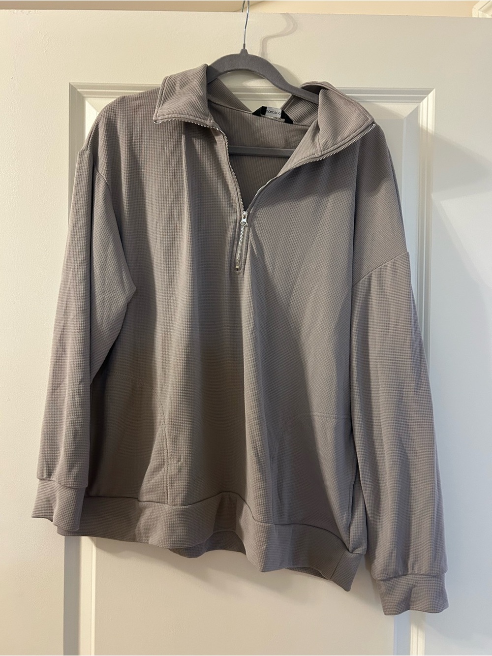 Women’s Quarter-Zip Pullover Sweater - Gray